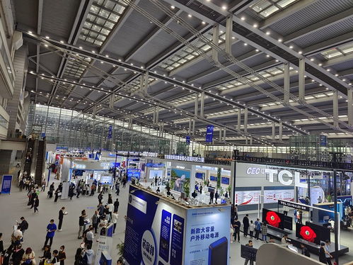 第十一届电博会盛大开幕 5000多项科技产品点亮“数字中国”新篇章